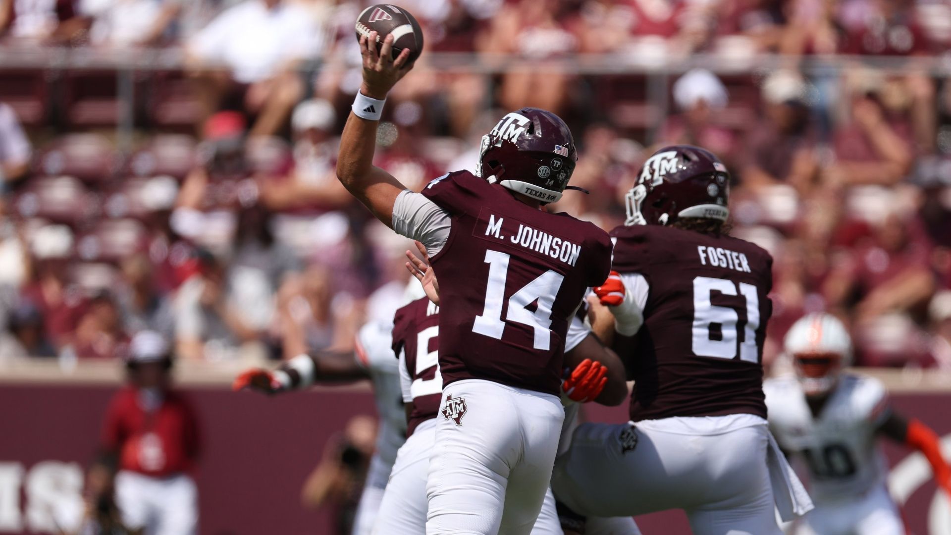 Texas A&M has a 'luxury' with QB Johnson