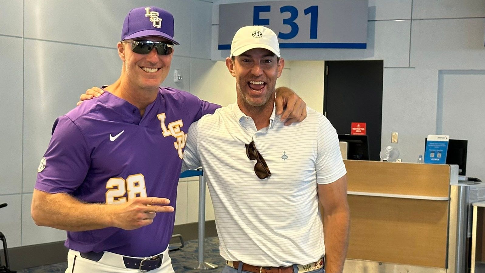 Doering pays off MCWS bet, wears LSU baseball uniform