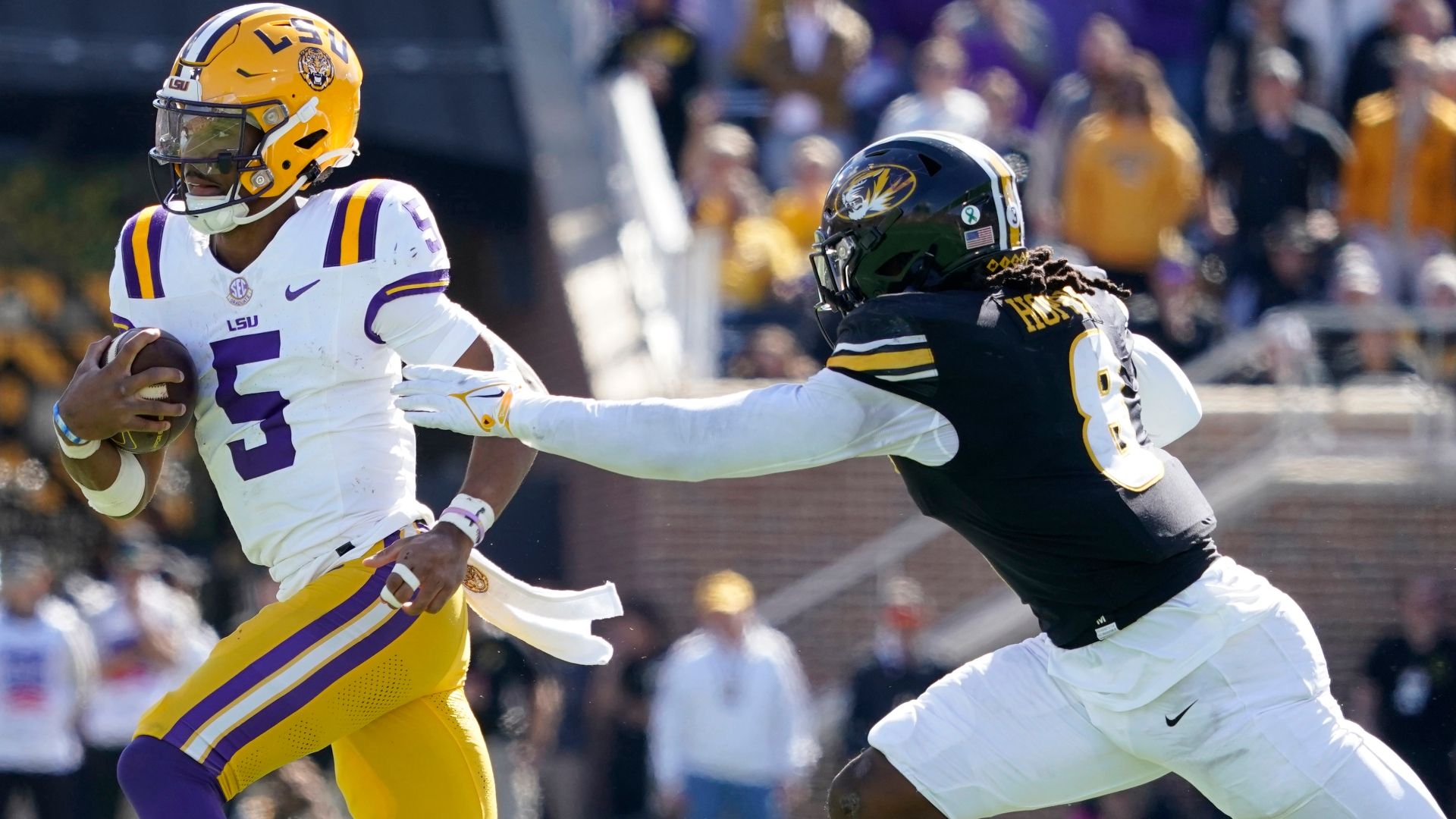 LSU's Daniels leads short list of SEC Heisman hopefuls