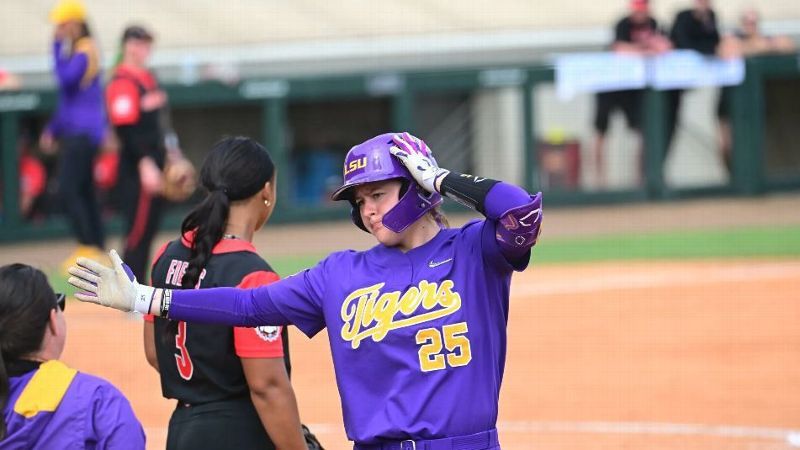 No. 16 LSU steals series vs. No. 10 UGA in doubleheader